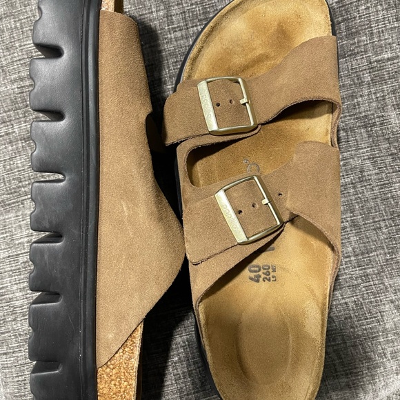 Birkenstock: Papillio Arizona Suede Platform sandal - Picture 7 of 7